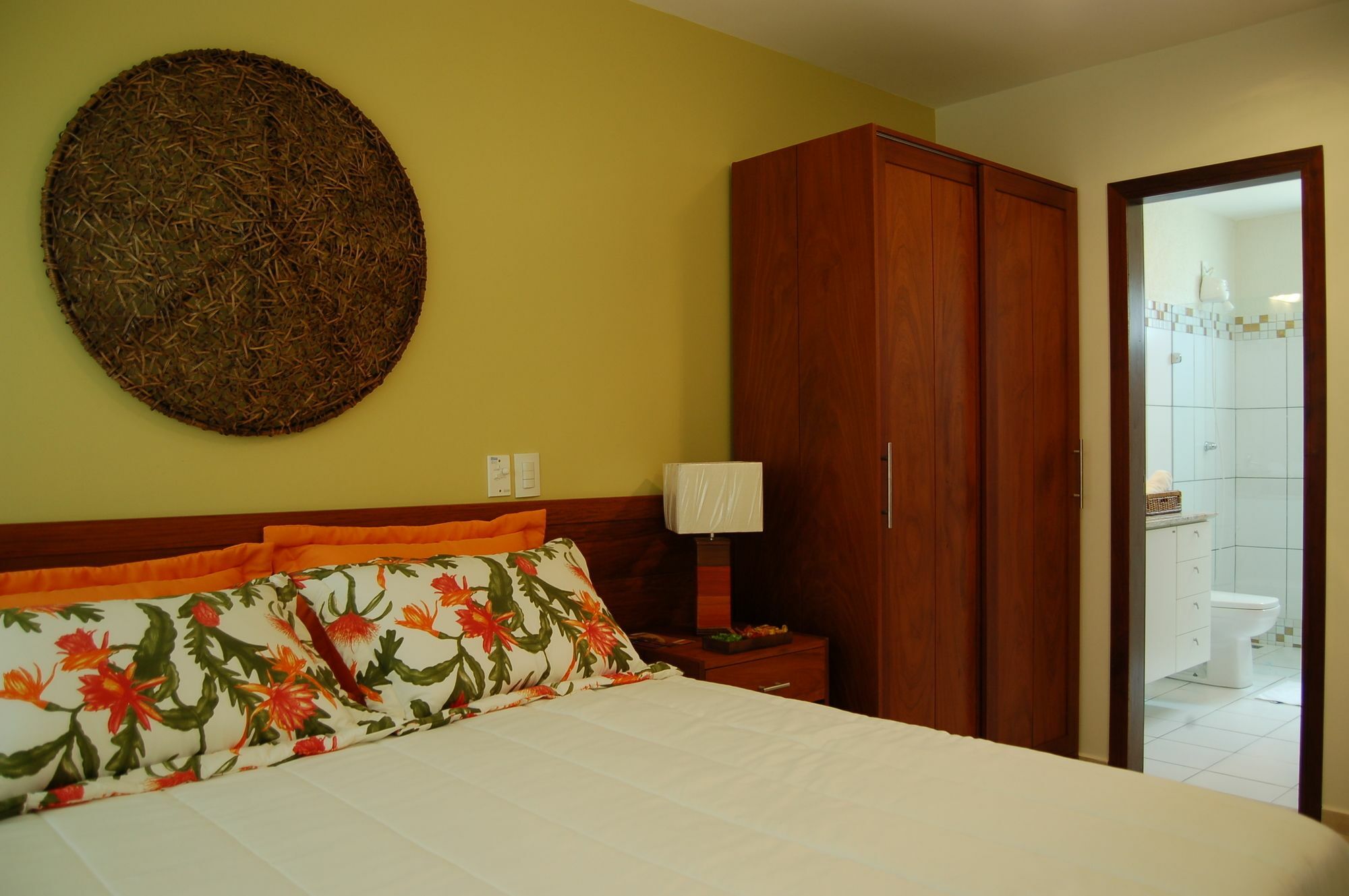 Pipa Park 4*
